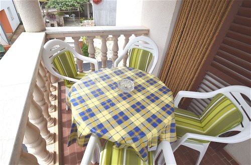 Photo 18 - Comfortable Holiday Home Only 500m to the sea With Outdoor Kitchen, Wifi and Airco