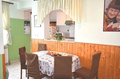 Photo 8 - Comfortable Holiday Home Only 500m to the sea With Outdoor Kitchen, Wifi and Airco