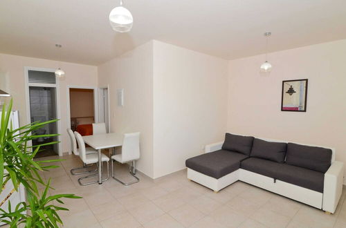 Photo 9 - Refreshing Apartment in Ljubac With Shared Garden