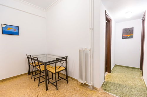 Photo 9 - Apartment at Metaxourgio 1 bed 2 pers