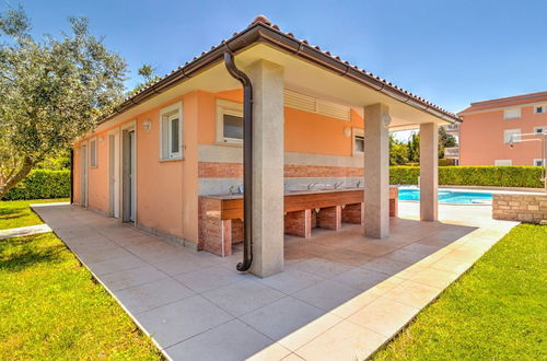 Photo 25 - Alluring Mobile Home in Banjole With Swimming Pool