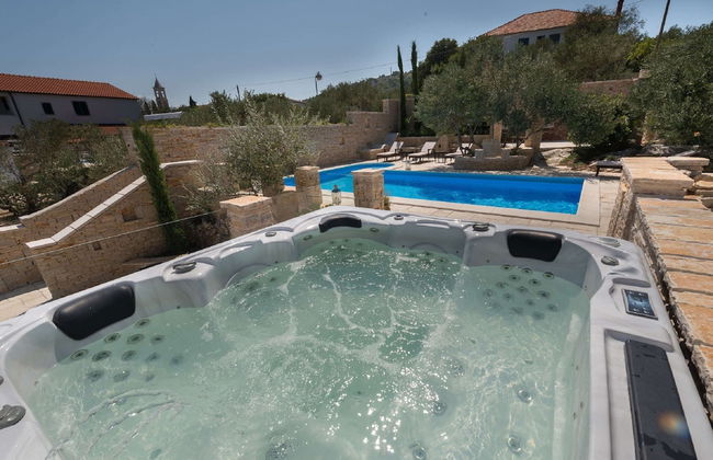 Apartment on Murter With Pool and Jacuzzi - Foto 15