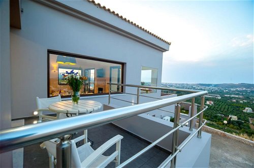 Foto 27 - Villa Kedria with a panoramic ocean view