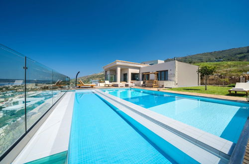 Photo 34 - Villa Kedria with a panoramic ocean view