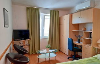 Photo 2 - Boutique Apartment in Pjescana Uvala With Balcony