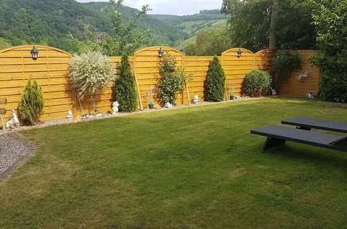 Photo 26 - Modern Holiday Apartment With Large Garden Near the River Moselle