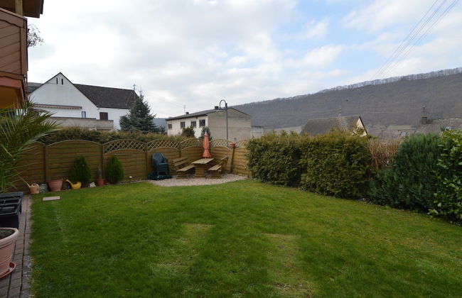 Modern Holiday Apartment With Large Garden Near the River Moselle - Foto 21