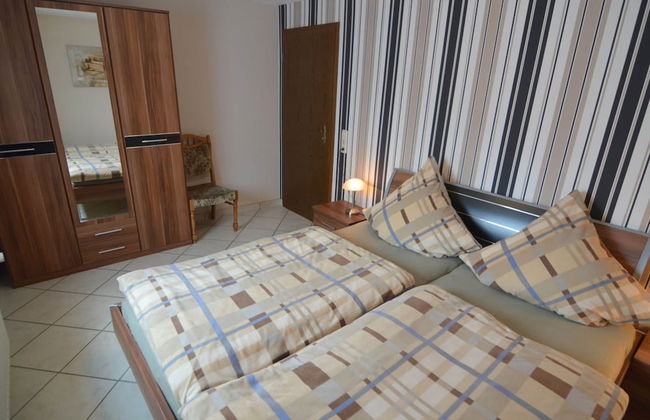Modern Holiday Apartment With Large Garden Near the River Moselle - Foto 2