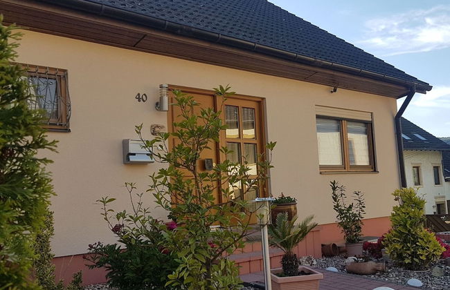 Modern Holiday Apartment With Large Garden Near the River Moselle - Foto 23