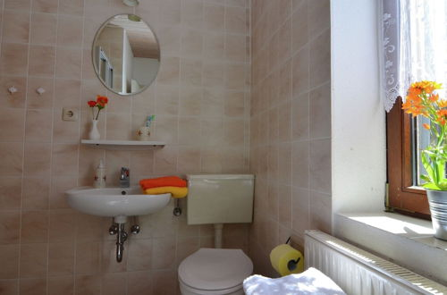 Photo 13 - Comfortable Apartment in Tabarz Thuringia Near Forest