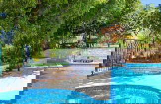 Photo 1 - Modern Apartment in Pula With Swimming Pool