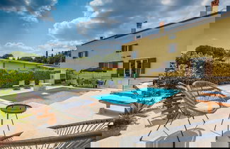 Photo 1 - Holiday Home in Rovinjsko With Pool