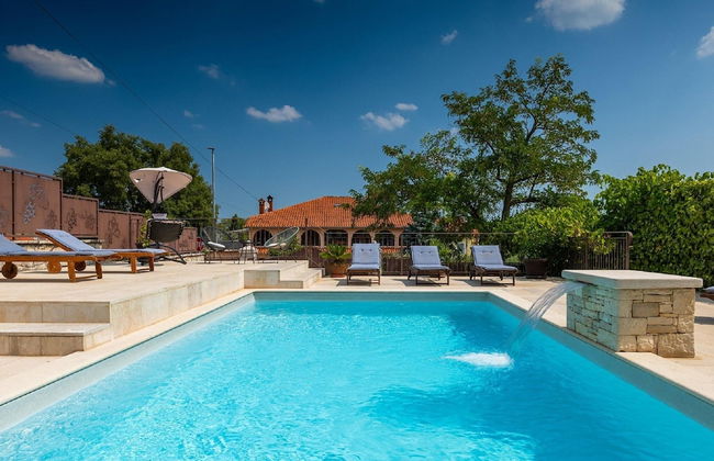 Holiday Home in Rovinjsko With Pool - Foto 24