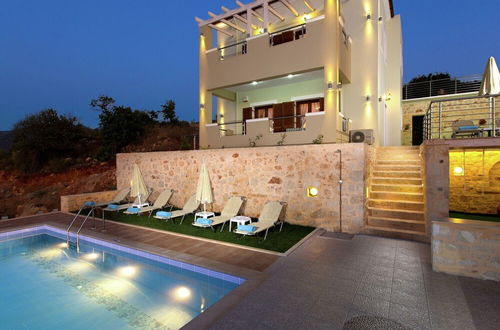 Foto 34 - Villa in Achlades Crete With Private Pool