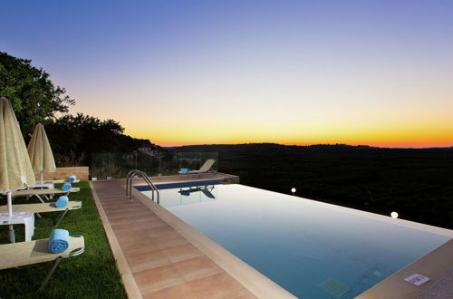 Foto 36 - Villa in Achlades Crete With Private Pool