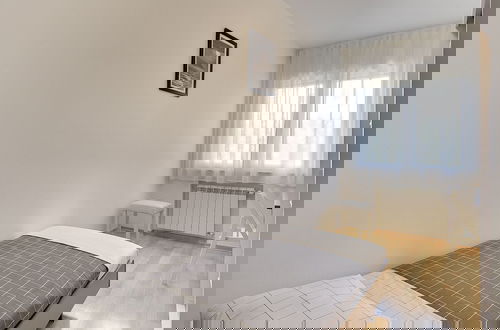 Foto 6 - Modern Holiday Home With Swimming Pool, Terrace With Bbq, Near the Center of Pula