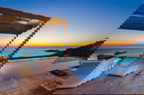 Foto 1 - Scenic Villa With Private Pool