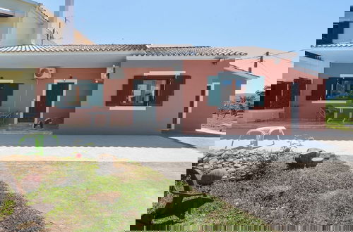 Foto 1 - Simplistic Villa in Korfu near Sea Beach