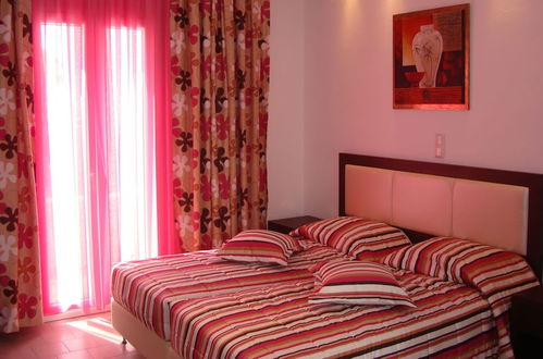 Photo 3 - Elena Studios and Suites