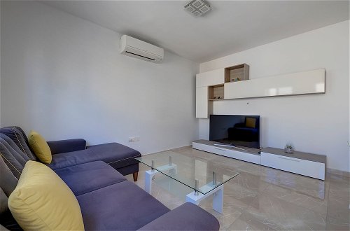 Photo 30 - Modern 2BR Apartment in Central St Julian's