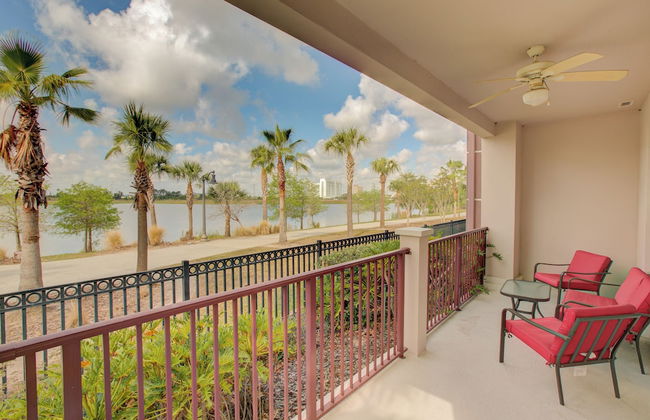 Lakefront Luxury - Photo 25