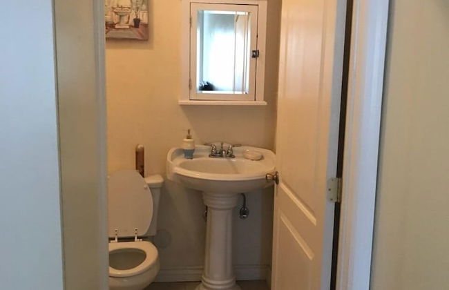 Relax and Comfortable 2 Bedroom Townhome - Foto 13