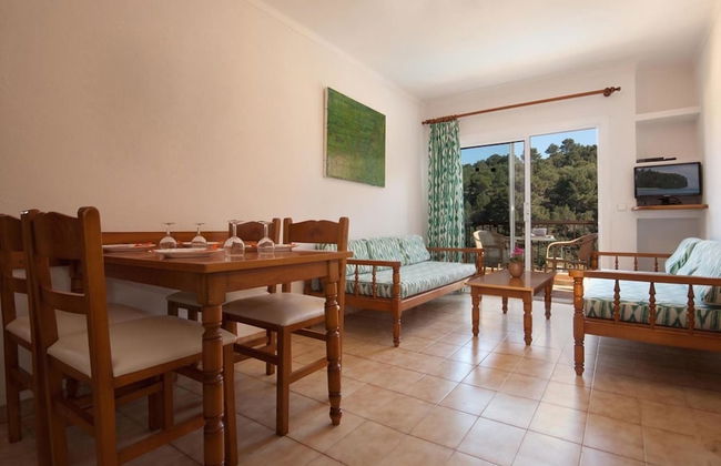 Apartment - 2 Bedrooms with Pool and WiFi - 103218 - Photo 9