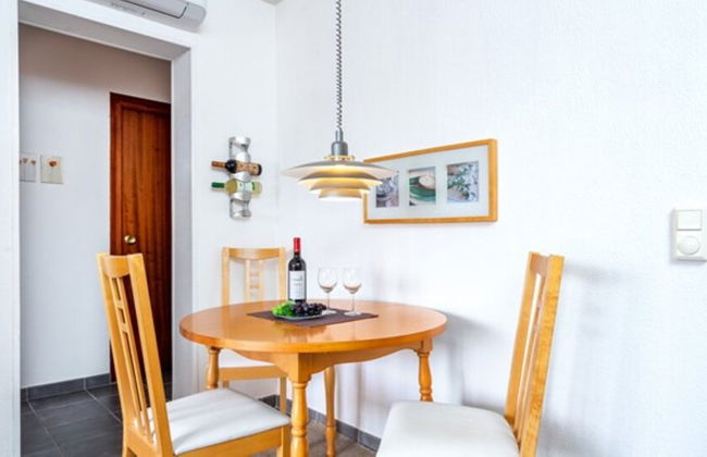 Apartment - 2 Bedrooms with Pool and WiFi - 107885 - Foto 8