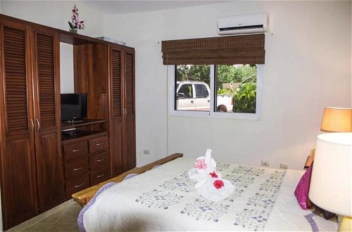 Photo 6 - Fully Equipped 4 Bedroom Villa in Gated Community