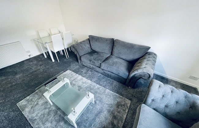 Modern 2 Bedroom Apartment With Free Parking - Foto 7