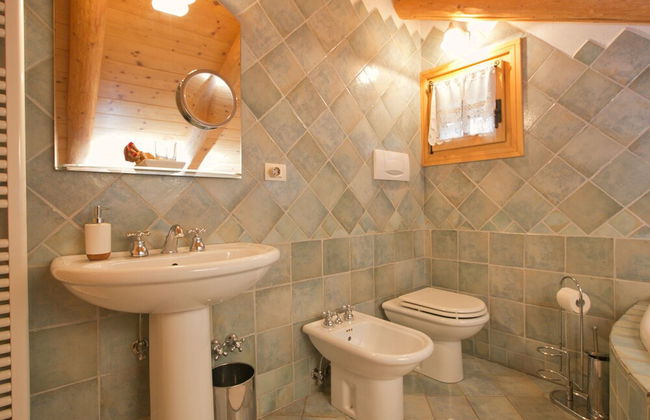 Cottage in Bellamonte With hot tub - Foto 18