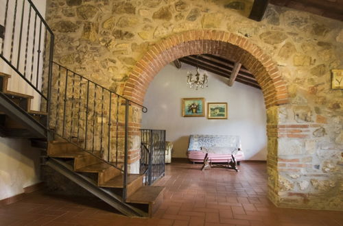 Photo 4 - Rustic Tuscan Style Apartment