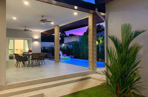 Photo 2 - Private Villa with Pool near Laguna