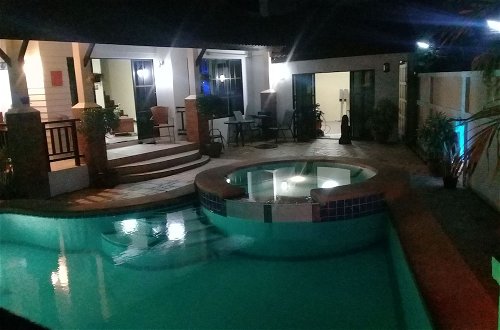 Photo 1 - 4 Bedroom House & Private Pool Pattaya