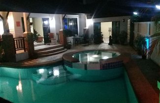 Photo 1 - 4 Bedroom House & Private Pool Pattaya