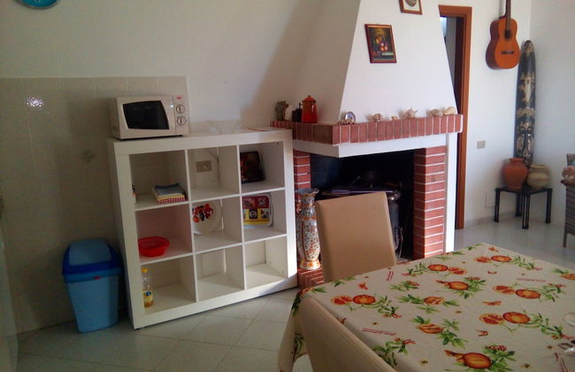 Rose Garden, Super Cheap Holiday Home in the Southernmost tip of Sardinia - Foto 9