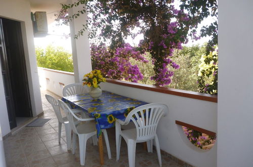 Foto 14 - Rose Garden, Super Cheap Holiday Home in the Southernmost tip of Sardinia