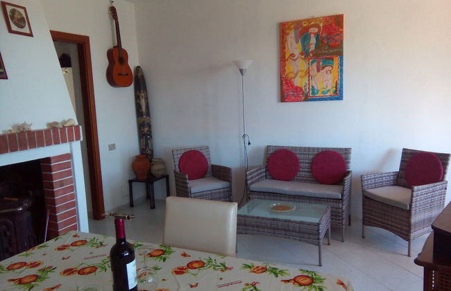 Rose Garden, Super Cheap Holiday Home in the Southernmost tip of Sardinia - Foto 4