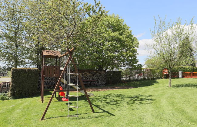 Cushy Holiday Home With Fenced Garden - Foto 27