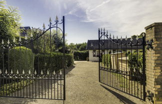 Photo 2 - Classy Holiday Home in Mechelen With Private Terrace