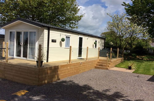 Photo 1 - Lake District Cumbria Gilcrux Solway Firth Cabin