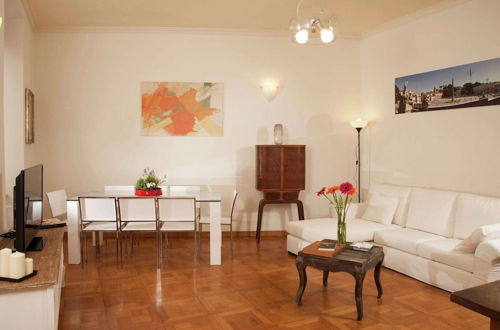 Photo 5 - Apartment near Piazza del Popolo & Villa Borghese