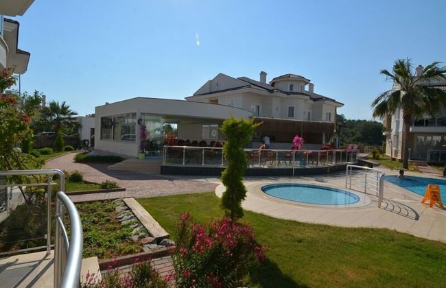 Golden Life Blue Green Residence - Photo 41