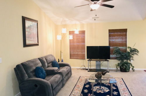 Photo 34 - Spacious 3 BR Ranch House W Patio Yard in a Quiet Suburb