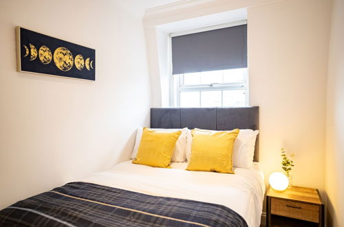 Photo 6 - Luxe 1 & 2 Bed Apts Brighton By Sojo Stay