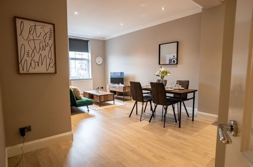 Photo 22 - Luxe 1 & 2 Bed Apts Brighton By Sojo Stay