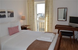 Foto 2 - Cozy Apartment in Estoril