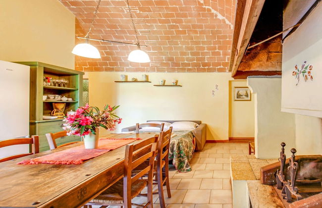 Farmhouse in Montescudaio with Shared Pool near Sea & Park - Foto 21