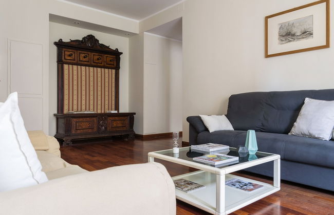 Home at Hotel Reina - Photo 18