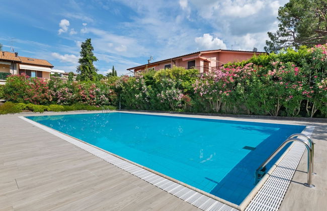 Holiday Home in Bardolino With Pool & Lake Views - Foto 1